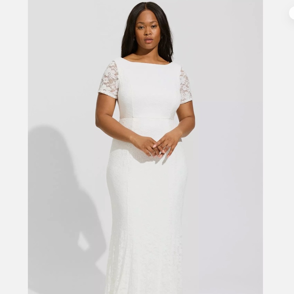 Torrid White Lace Short Sleeve Wedding Dress